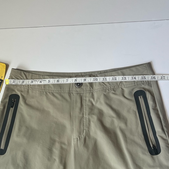 Cabela’s women’s Triune pants size 6 - Picture 8 of 10